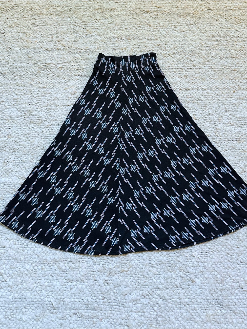 Black Patterned A-Line Maxi Skirt / Stretchy fabric /Size S